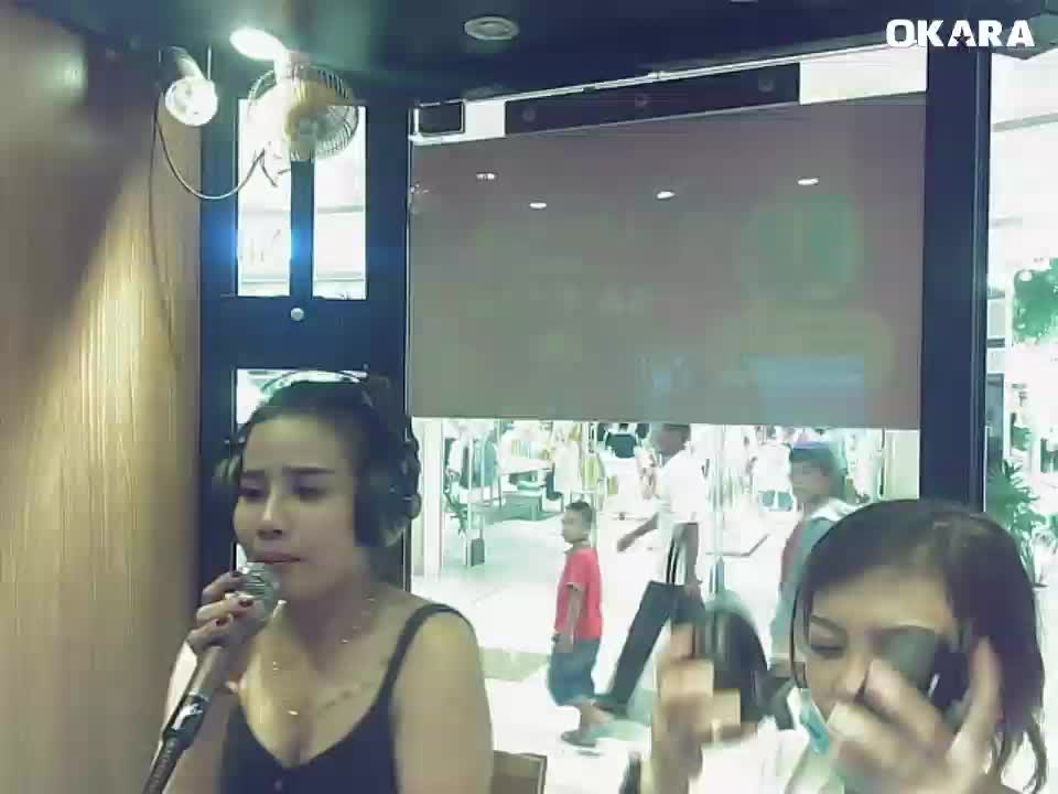 Cho em gần anh thêm chút nữa