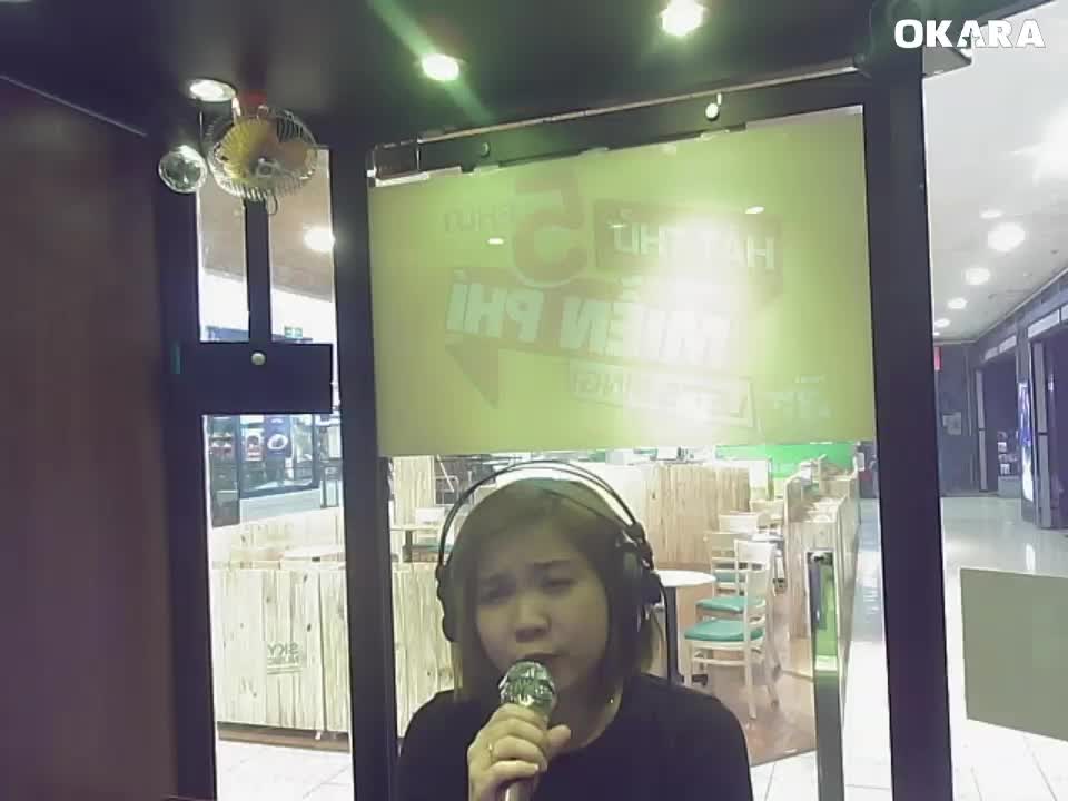 Để cho em khóc
