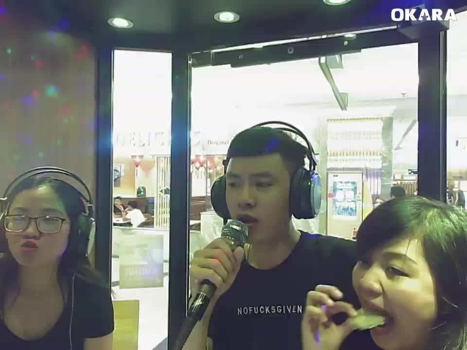 Yêu em dại khờ