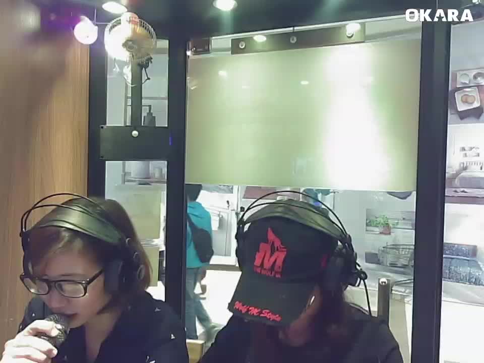 Chờ người nơi ấy