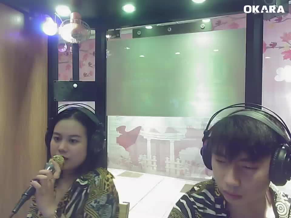 Em mới là người yêu anh