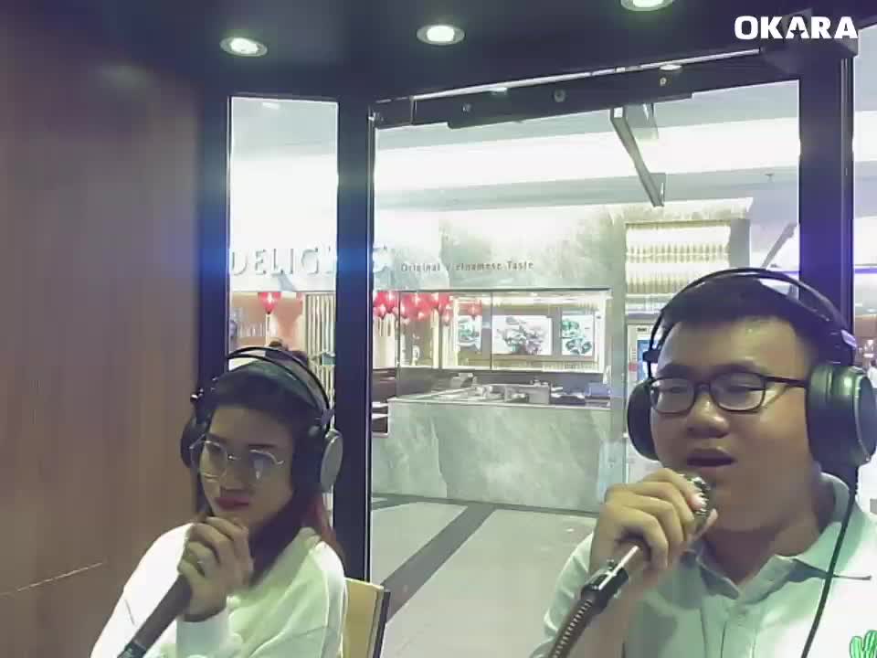 Người lạ ơi