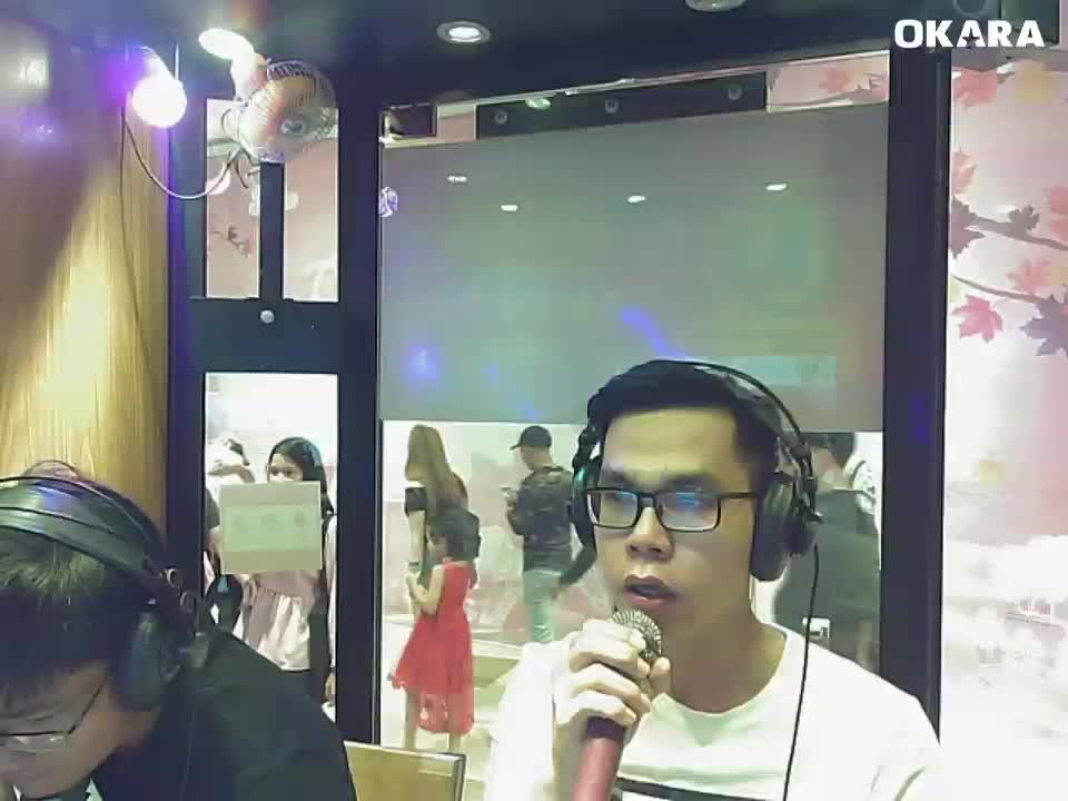 [Karaoke] Người hát tình ca - Uyên Linh [Beat] - http://newtitan.co.cc