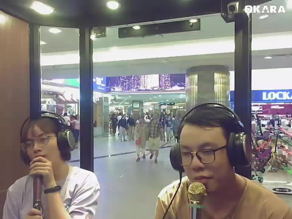 Chỉ còn (nuối tiếc) những mùa nhớ
