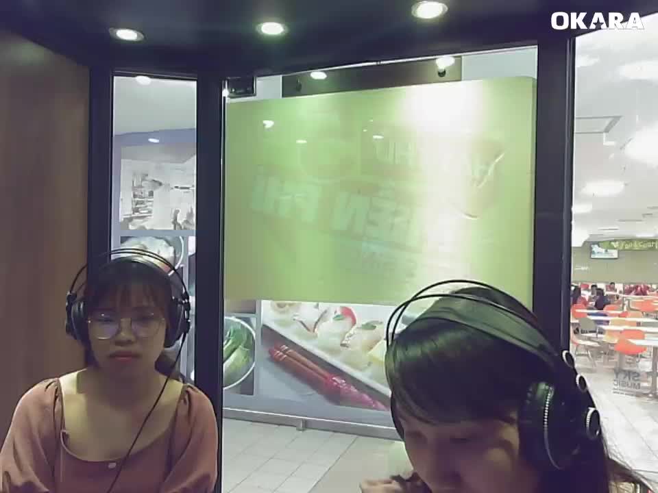 Đừng ai nhắc về anh ấy