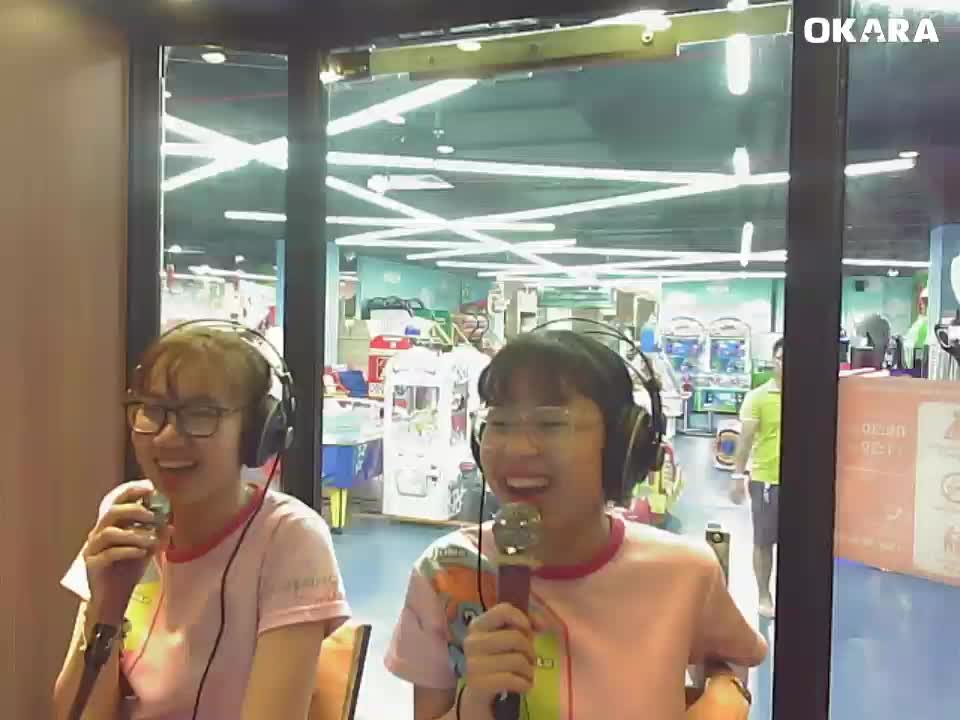 Karaoke Beat Khóc   Đông Nhi HD