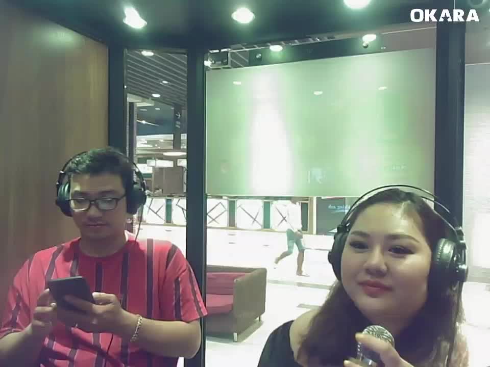Đừng ai nhắc về anh ấy