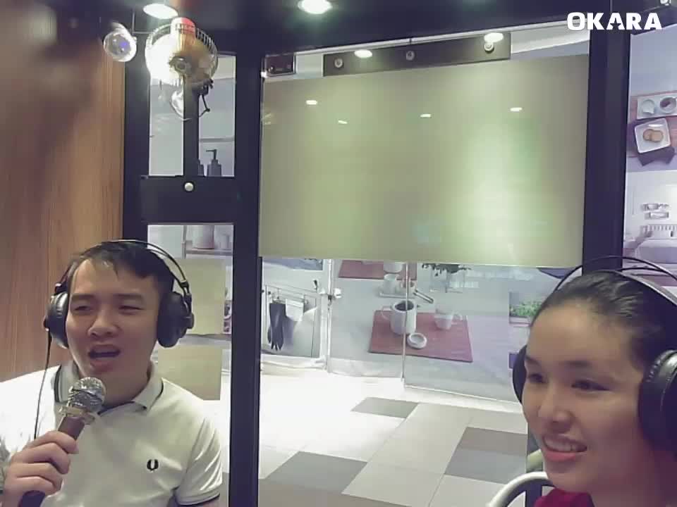 Cơn mưa ngang qua