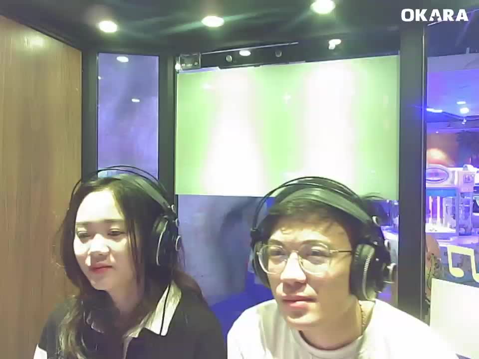 Đừng ai nhắc về anh ấy