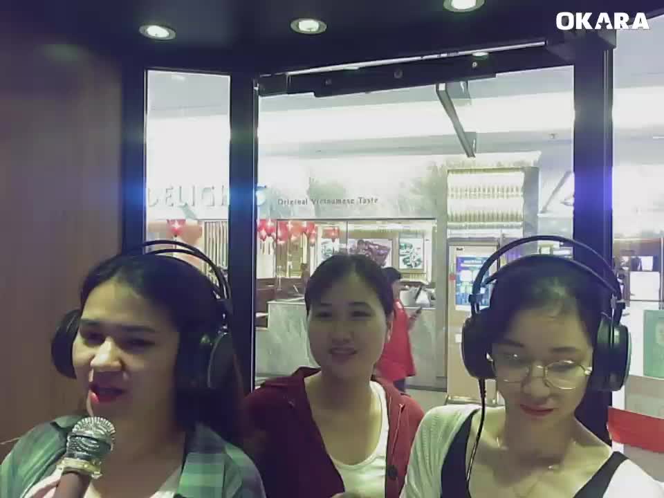 Người lạ ơi