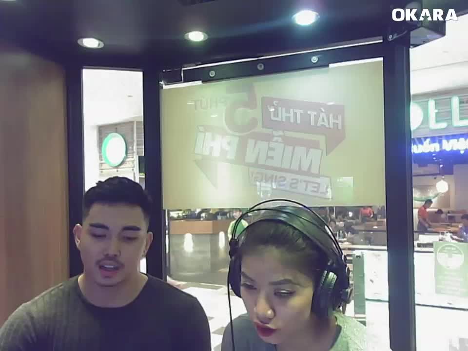 Tôi thấy hoa vàng trên cỏ xanh