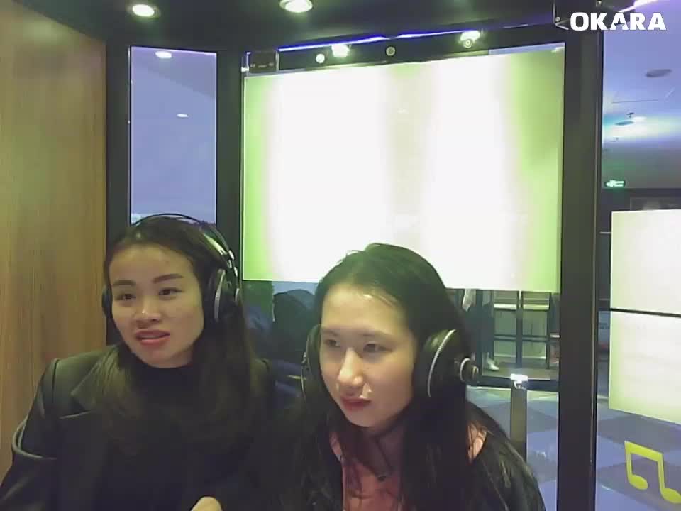 Đừng ai nhắc về anh ấy