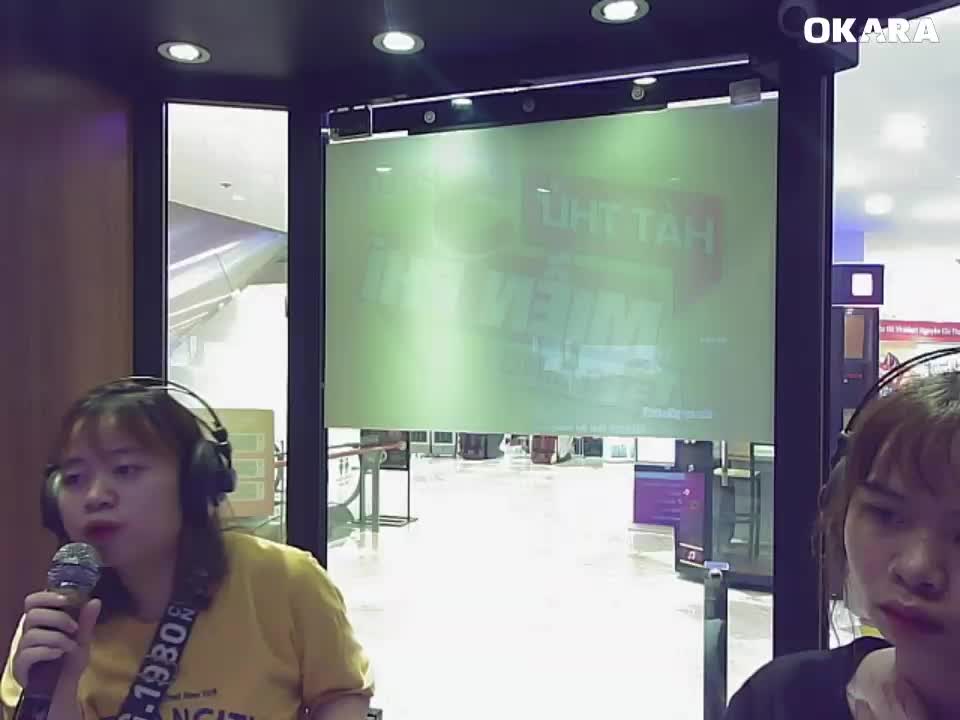 Người lạ ơi