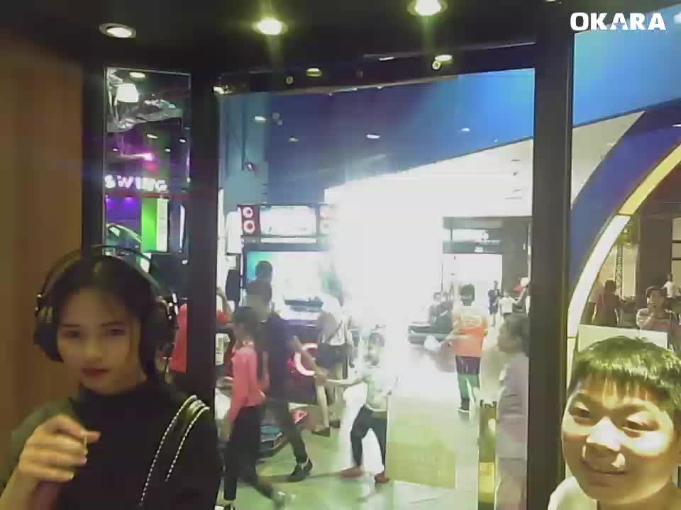 Về đây em lo