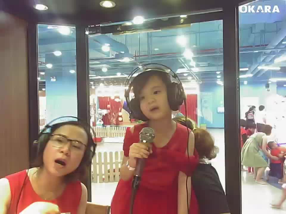 Karaoke Gia Đình Nhỏ Hạnh Phúc To || Tone Nữ || Nhạc Thiếu Nhi Tuyển Chọn