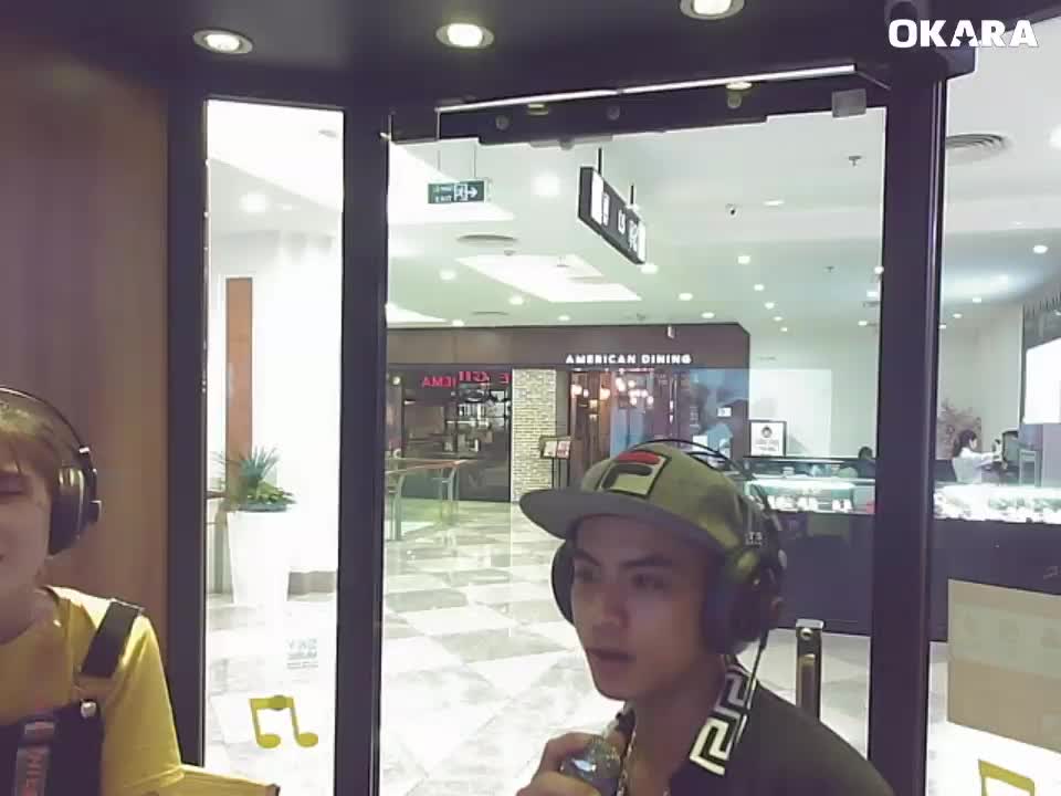 Cuộc vui cô đơn
